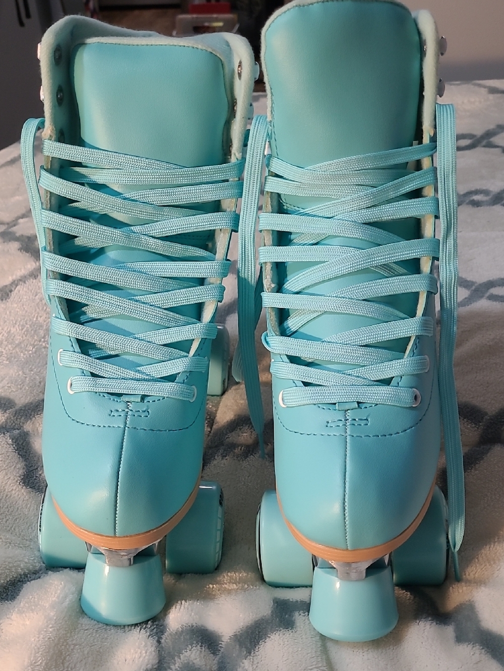Classic Roller Skates for Women - Aqua